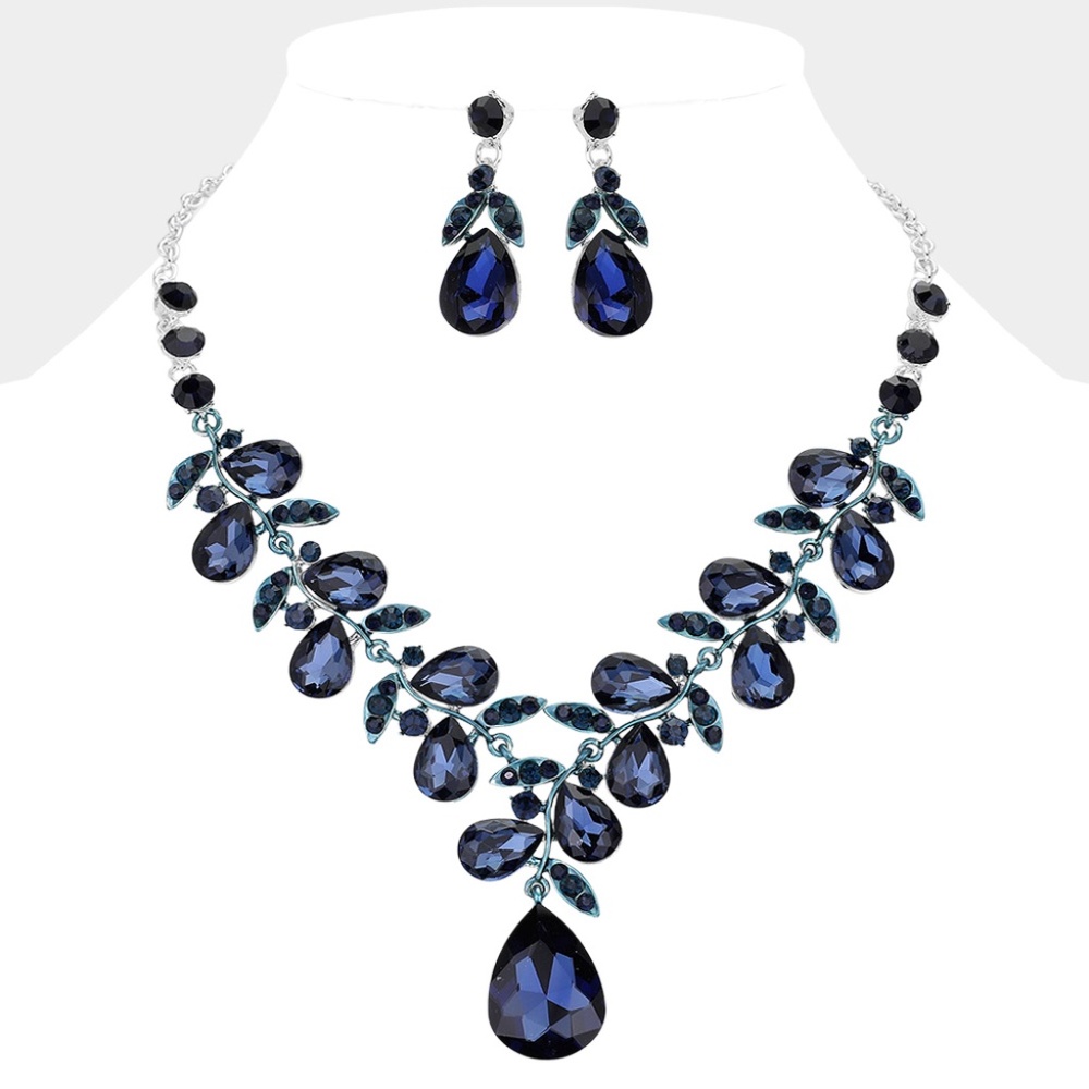Teardrop Cluster Embellished Pendant Evening Necklace Set